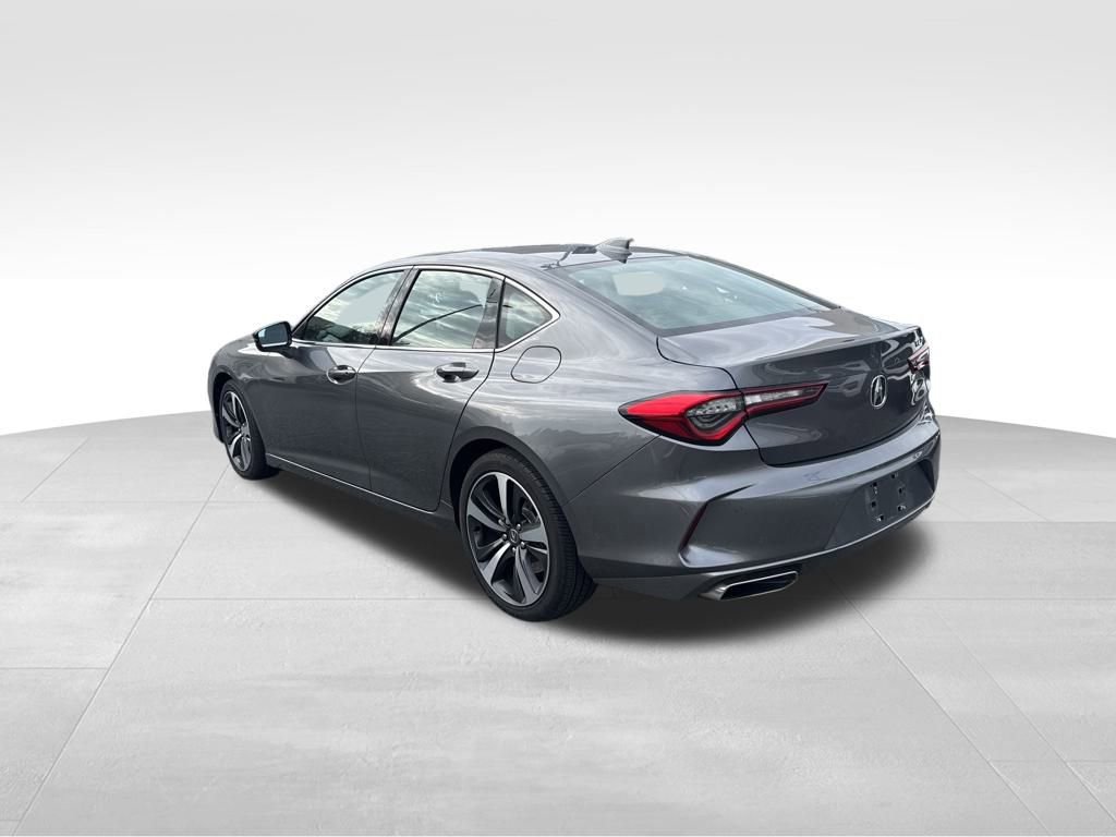 Used 2025 Acura TLX w/ Technology Package image 5
