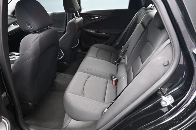 Used 2025 Chevrolet Malibu LT FWD image 11