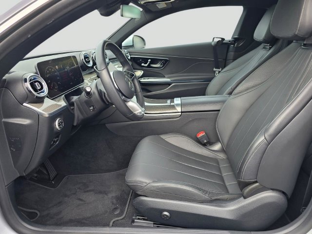 Used 2024 Mercedes-Benz CLE 300 4MATIC Coupe image 16