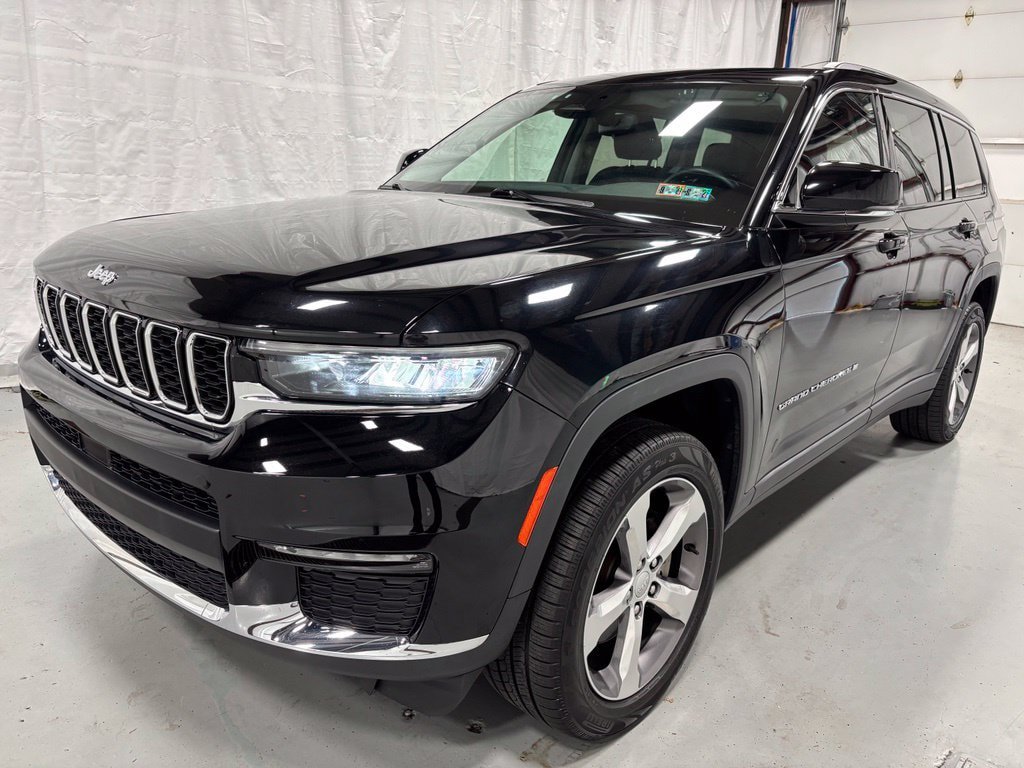 Used 2022 Jeep Grand Cherokee L Limited AWD/4WD image 3