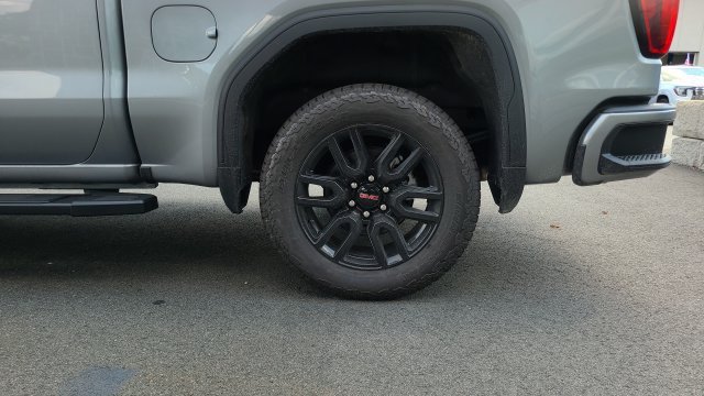 New 2026 GMC Sierra 1500 Elevation w/ Elevation Premium Package AWD/4WD image 9