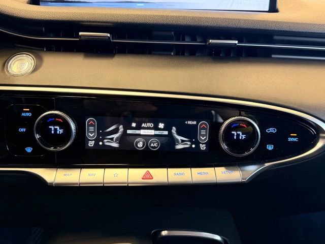 Used 2024 Genesis GV70 2.5T Select w/ Select Package image 20