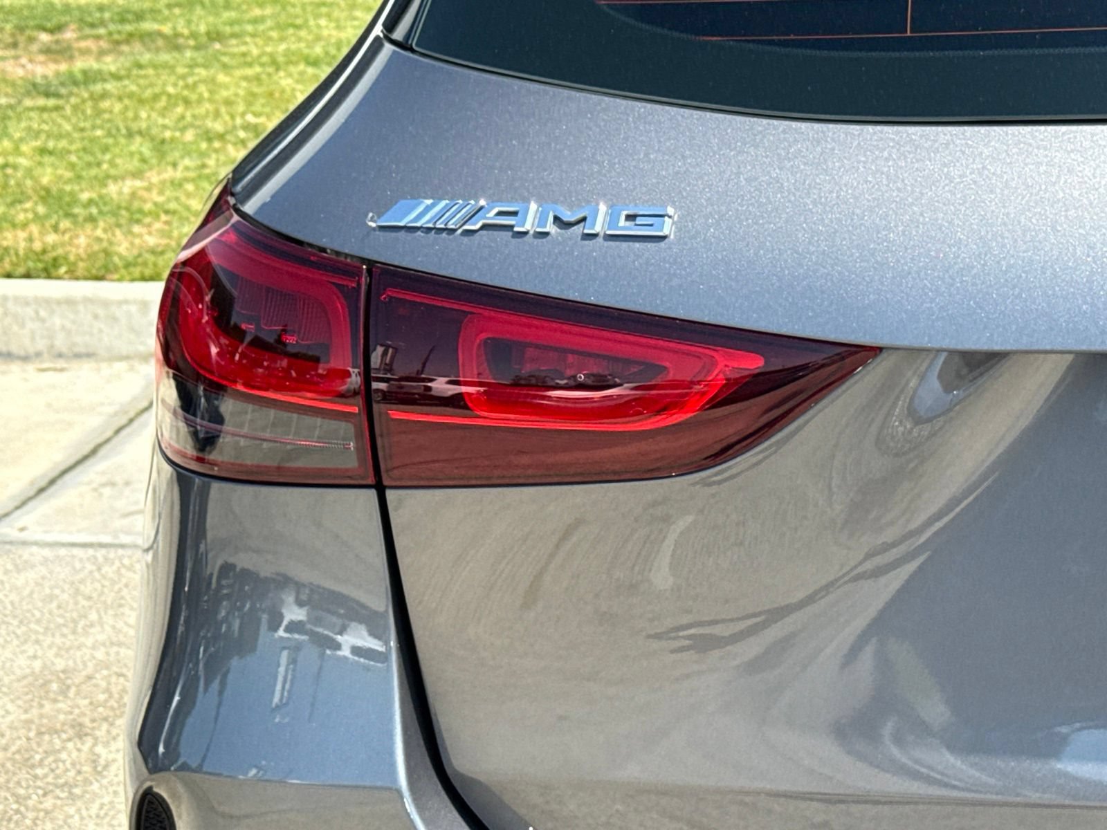 Used 2023 Mercedes-Benz GLA 35 AMG 4MATIC image 11