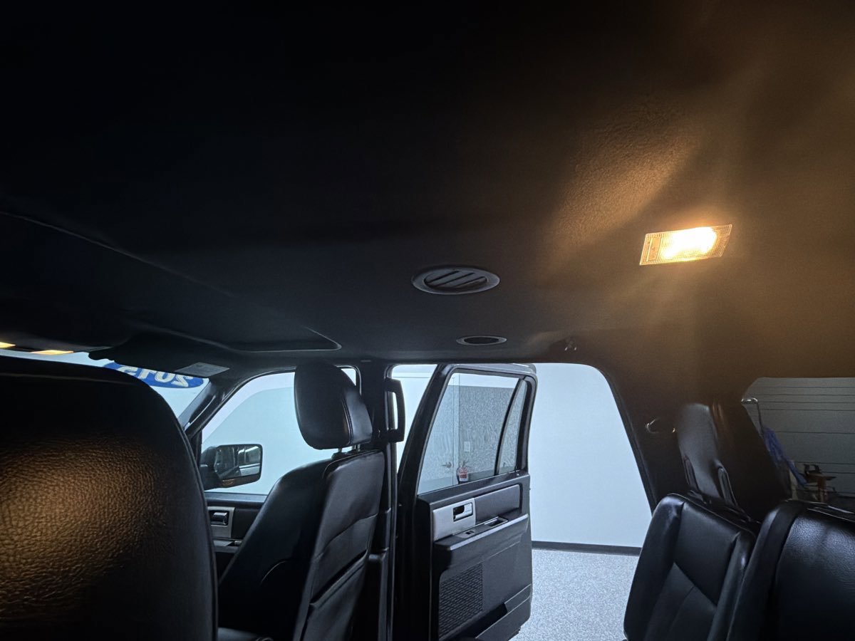 Used 2015 Ford Expedition EL XLT w/ Equipment Group 202A image 28