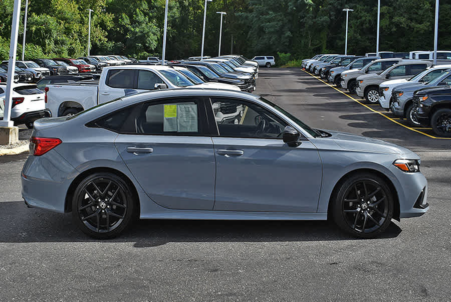 Used 2024 Honda Civic Sport image 6