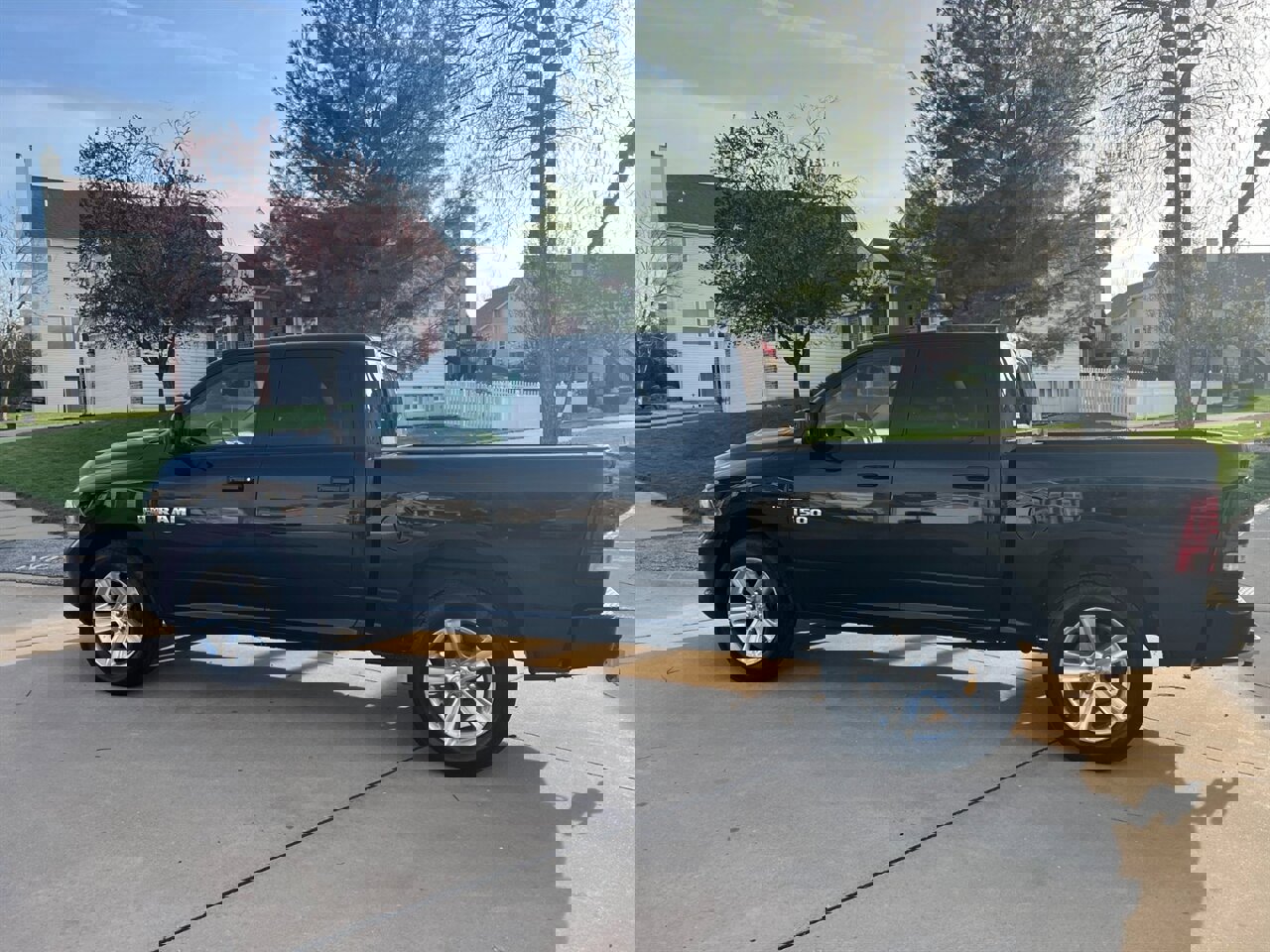 Used 2013 RAM 1500 Sport w/ Sport Premium Group image 46