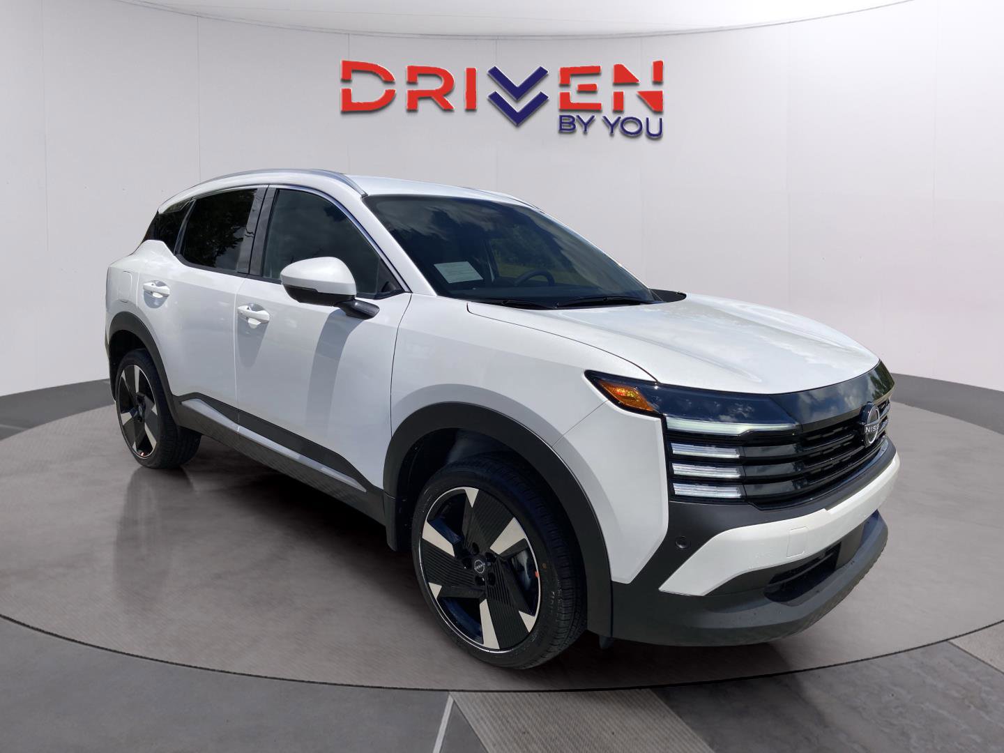 New 2025 Nissan Kicks SR image 9