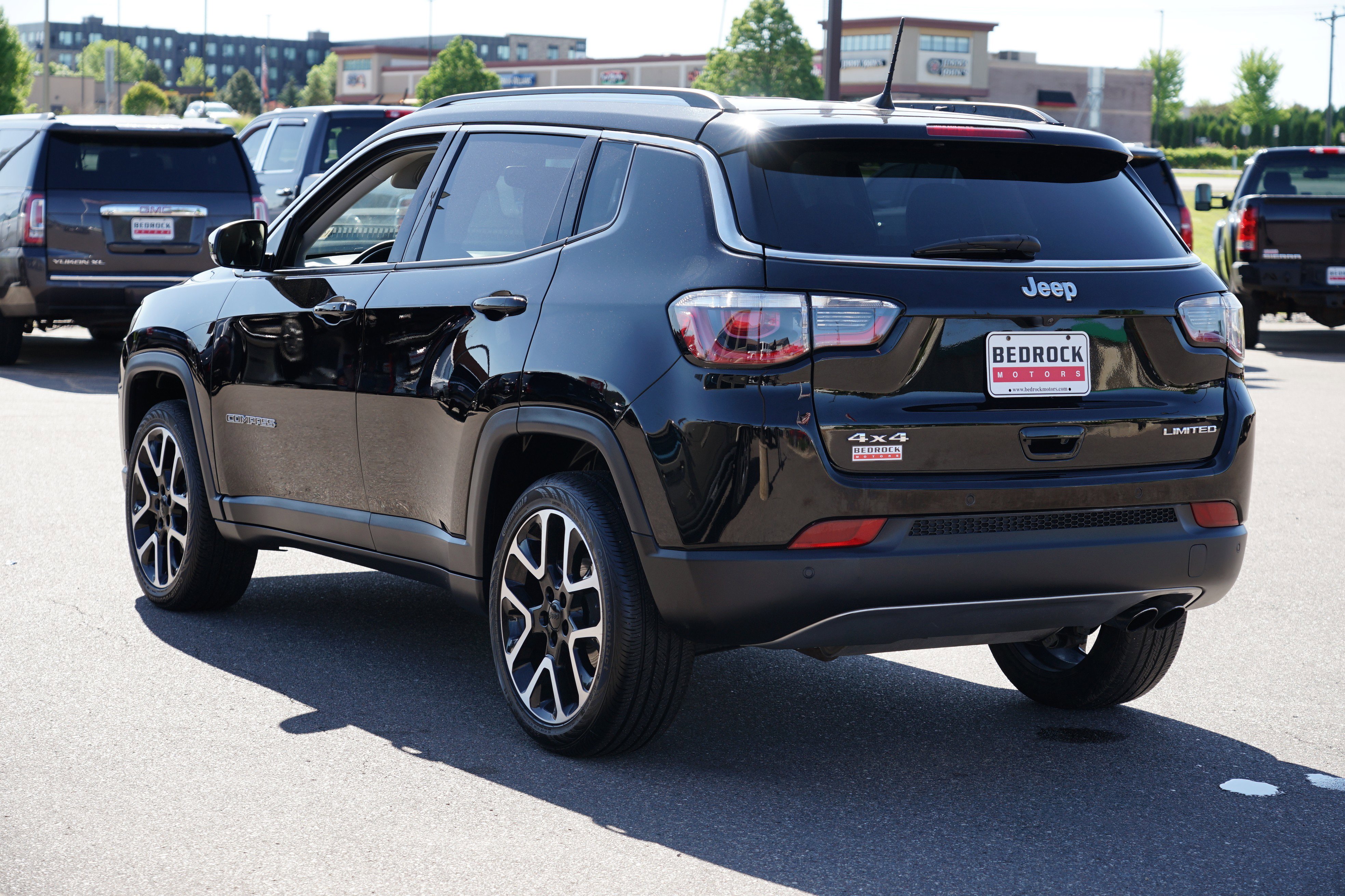 Used 2021 Jeep Compass Limited w/ Elite Exterior Group image 5