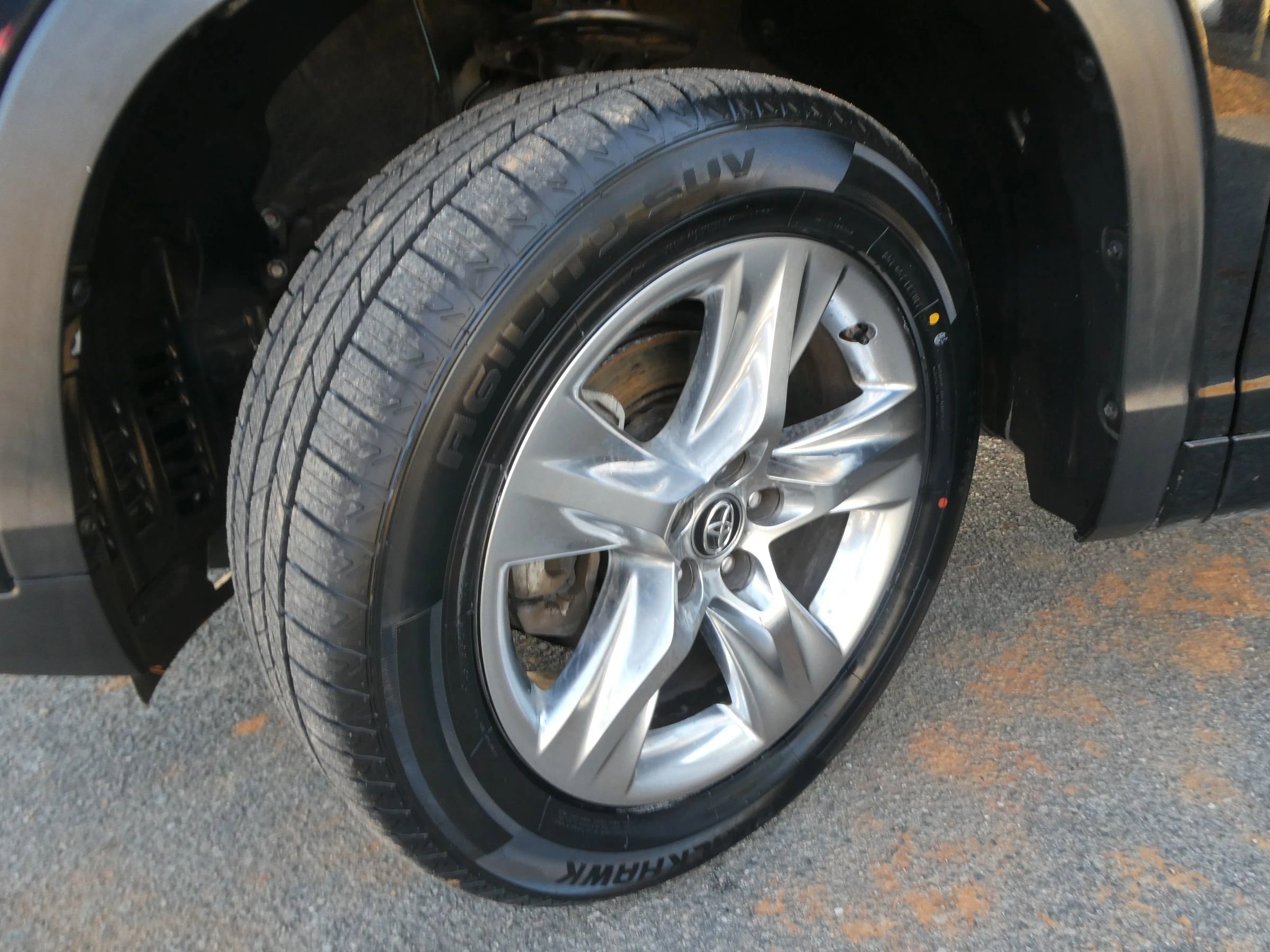 Used 2019 Toyota Highlander Limited image 36