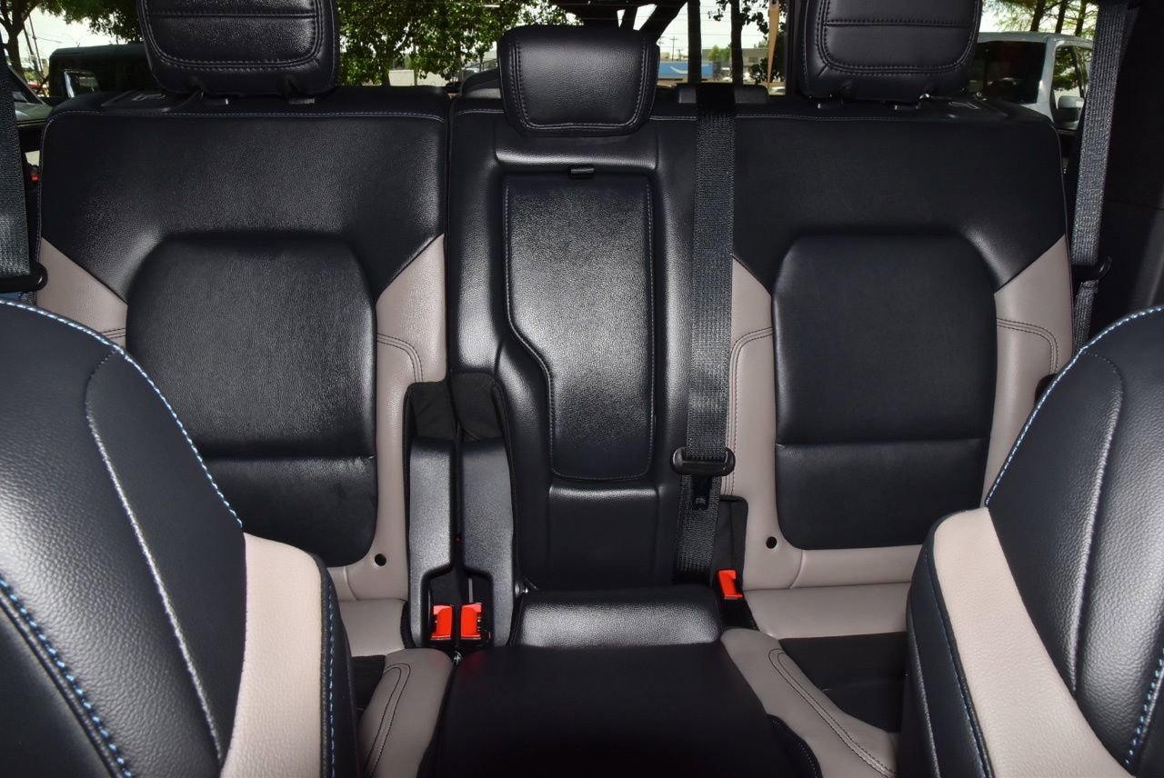 Certified 2024 Ford Bronco Wildtrak AWD/4WD image 21