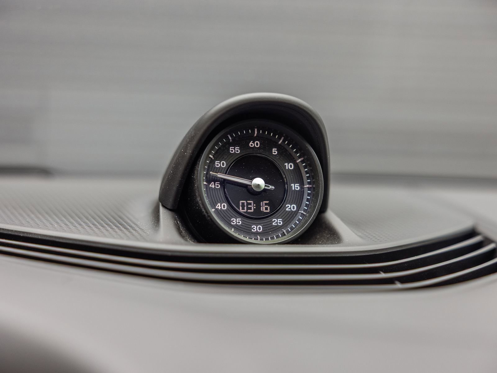 Certified 2023 Porsche Taycan image 22