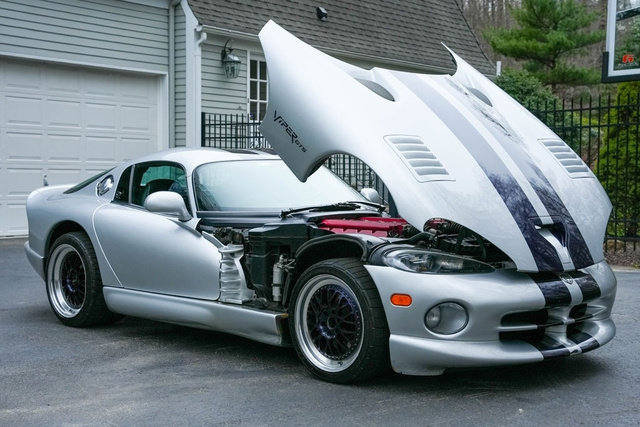 Used 1998 Dodge Viper GTS RWD image 16