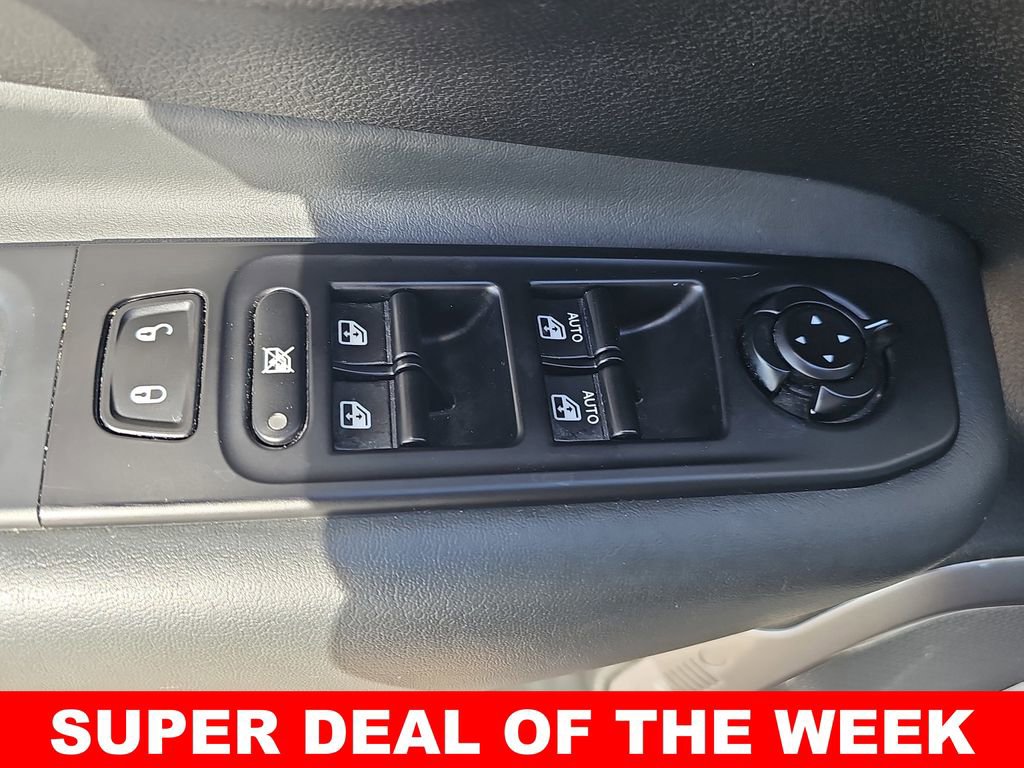 Used 2022 Jeep Renegade Sport image 27