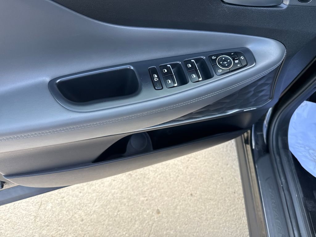 Used 2023 Hyundai Santa Fe Limited image 18