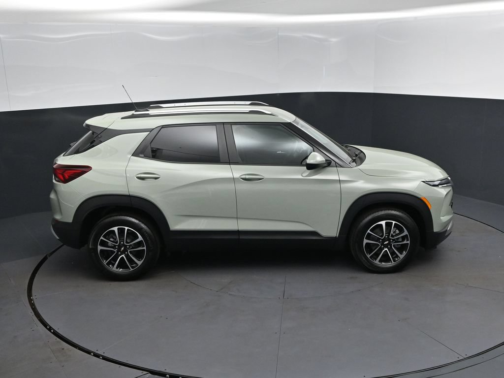New 2026 Chevrolet TrailBlazer LT w/ Driver Confidence Package FWD image 35