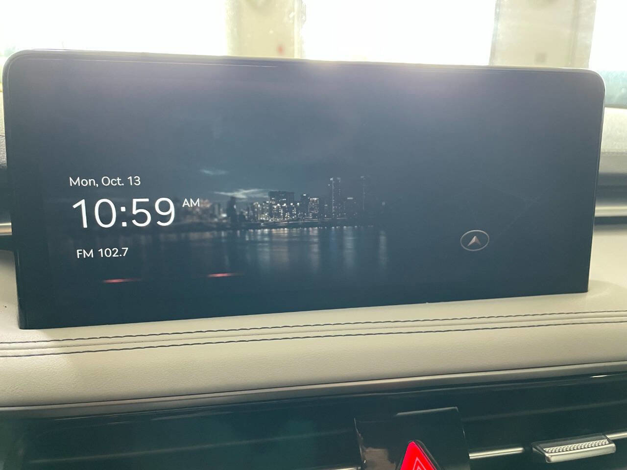 Used 2024 Genesis G70 2.5T image 30