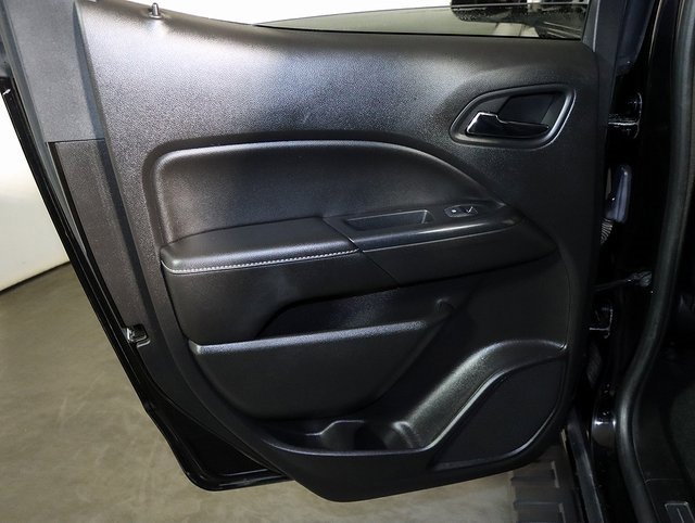 Used 2017 GMC Canyon Denali image 26