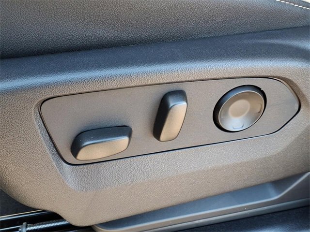New 2026 GMC Yukon Elevation image 9