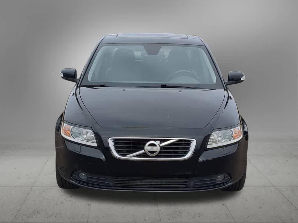 Used 2011 Volvo S40 T5 w/ Preferred Pkg FWD image 9