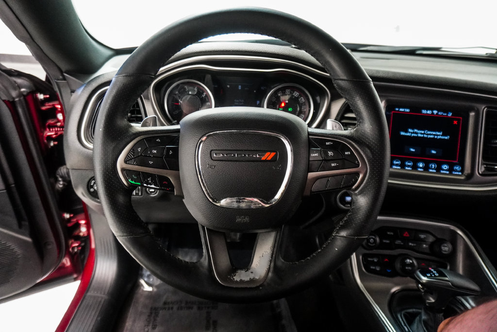 Used 2019 Dodge Challenger GT w/ Plus Package RWD image 9