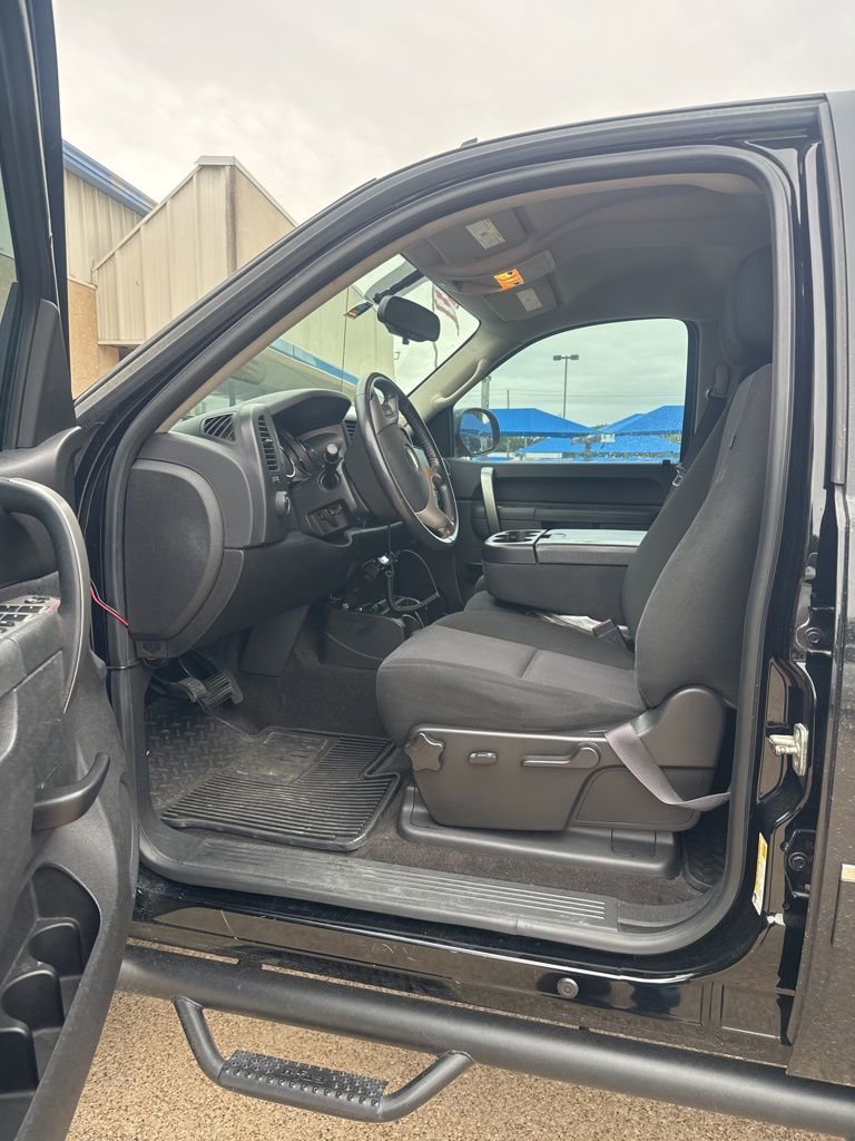 Used 2012 Chevrolet Silverado 1500 LT RWD image 6