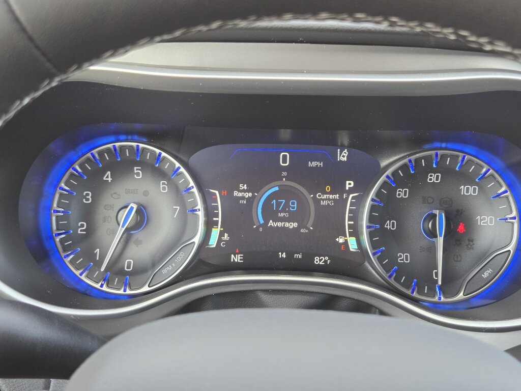 New 2027 Chrysler Pacifica LX FWD image 17