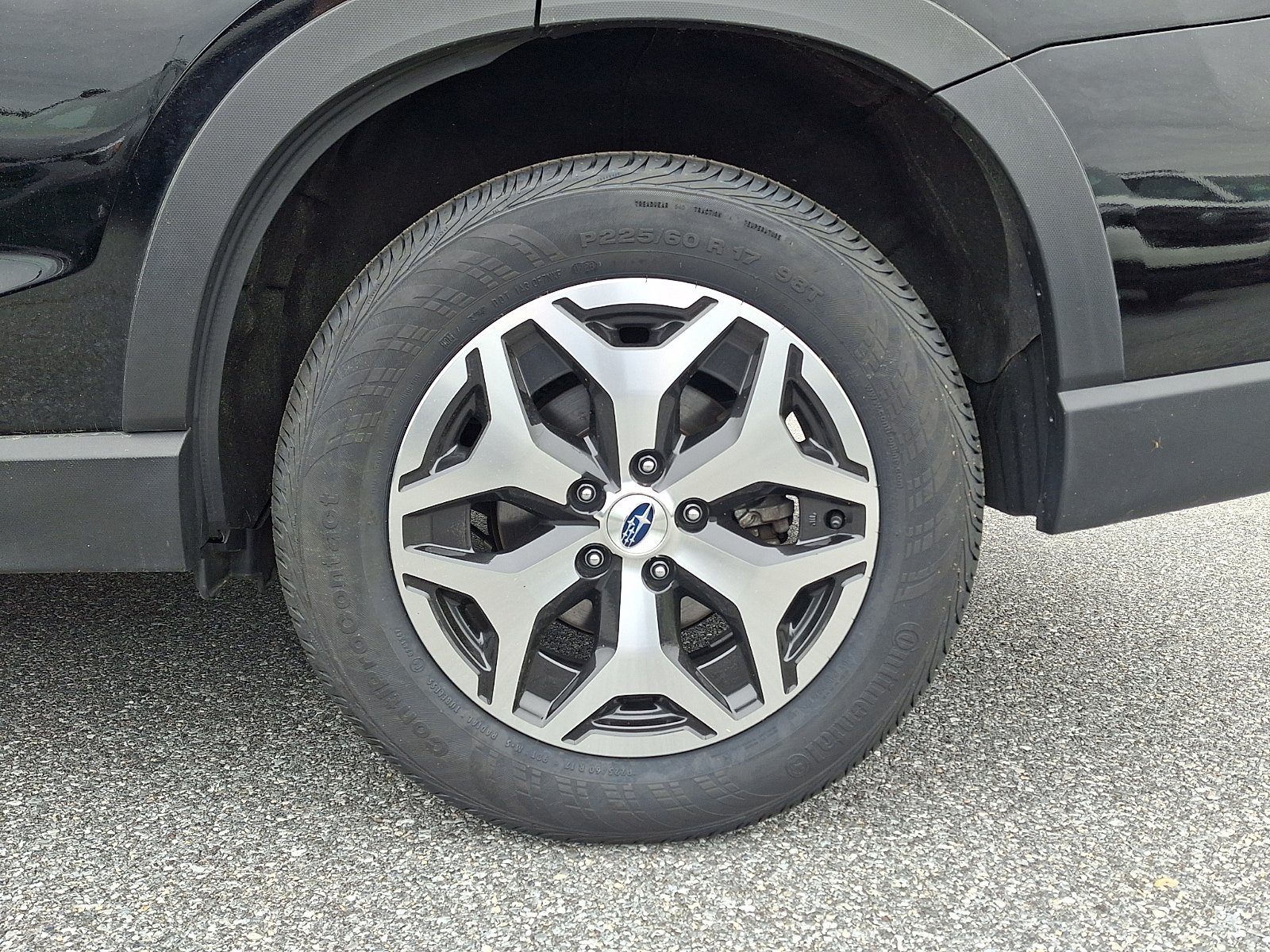 Certified 2023 Subaru Forester Premium AWD/4WD image 7