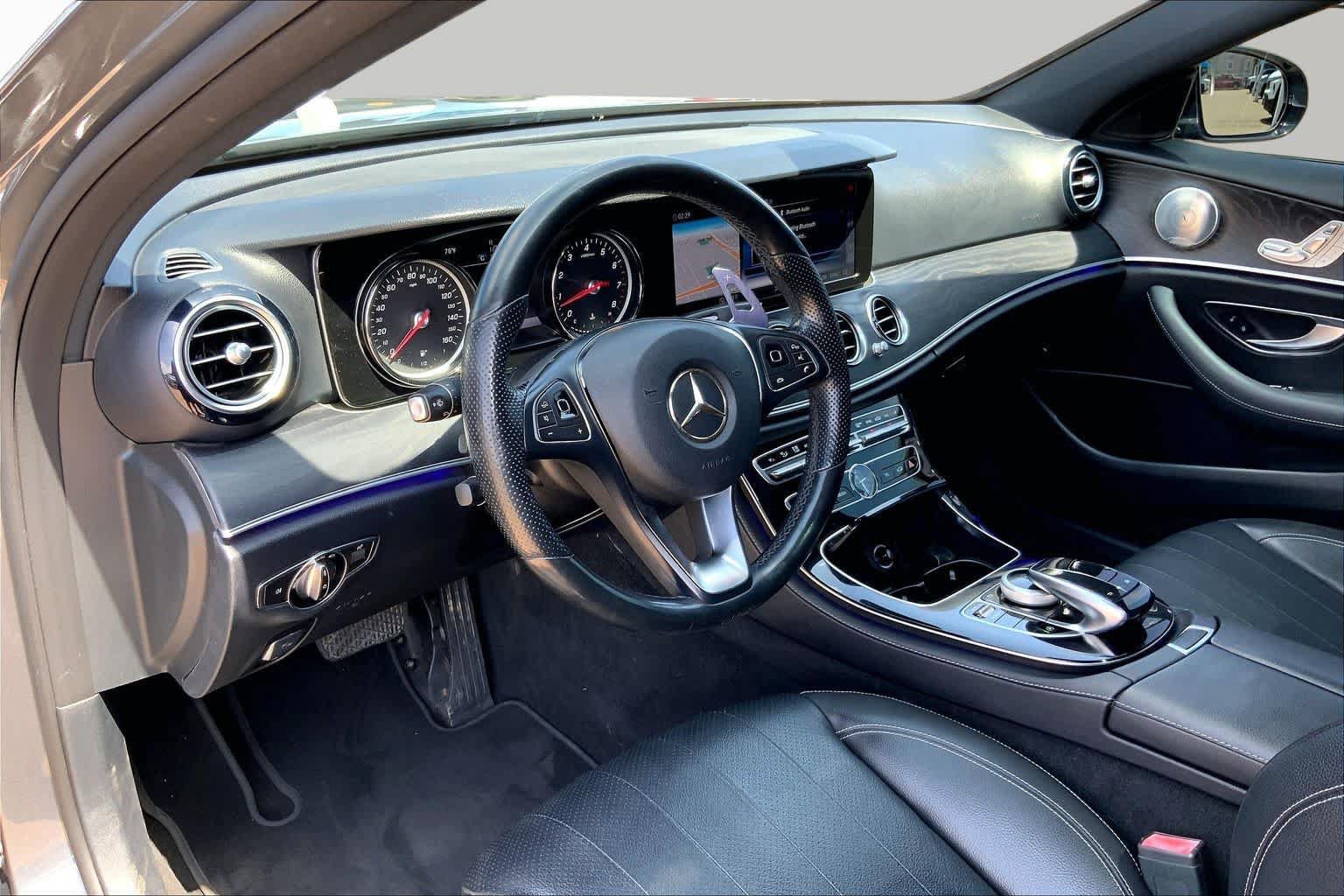 Used 2017 Mercedes-Benz E 300 image 18