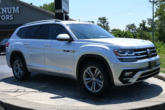 Used 2018 Volkswagen Atlas SE w/ R-Line Package AWD/4WD image 3