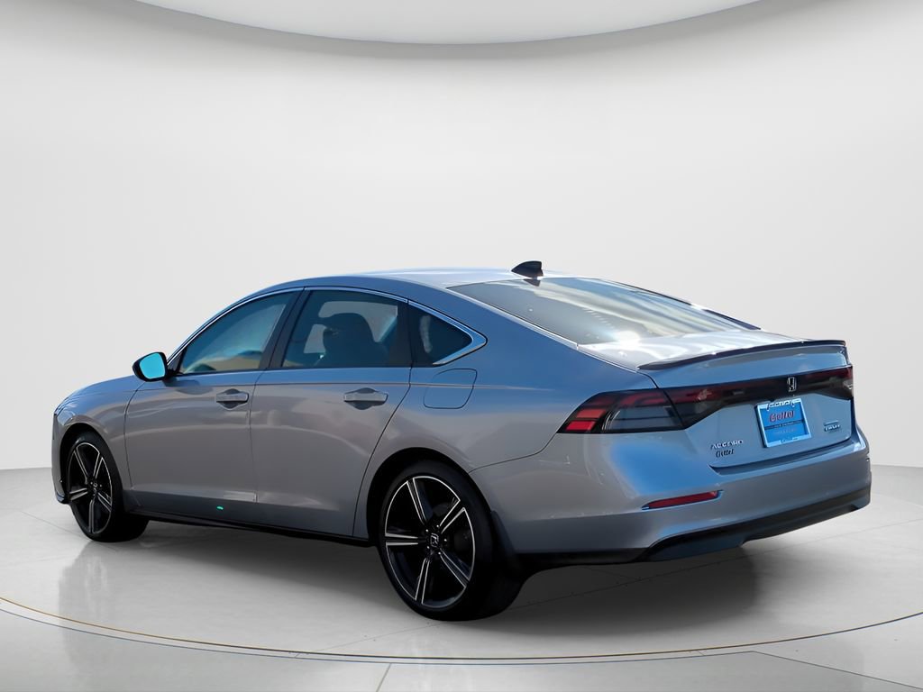 Used 2023 Honda Accord Sport image 7