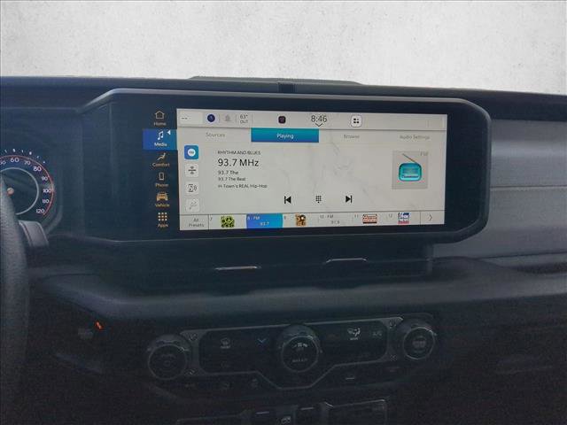 Certified 2025 Jeep Gladiator Sport image 13