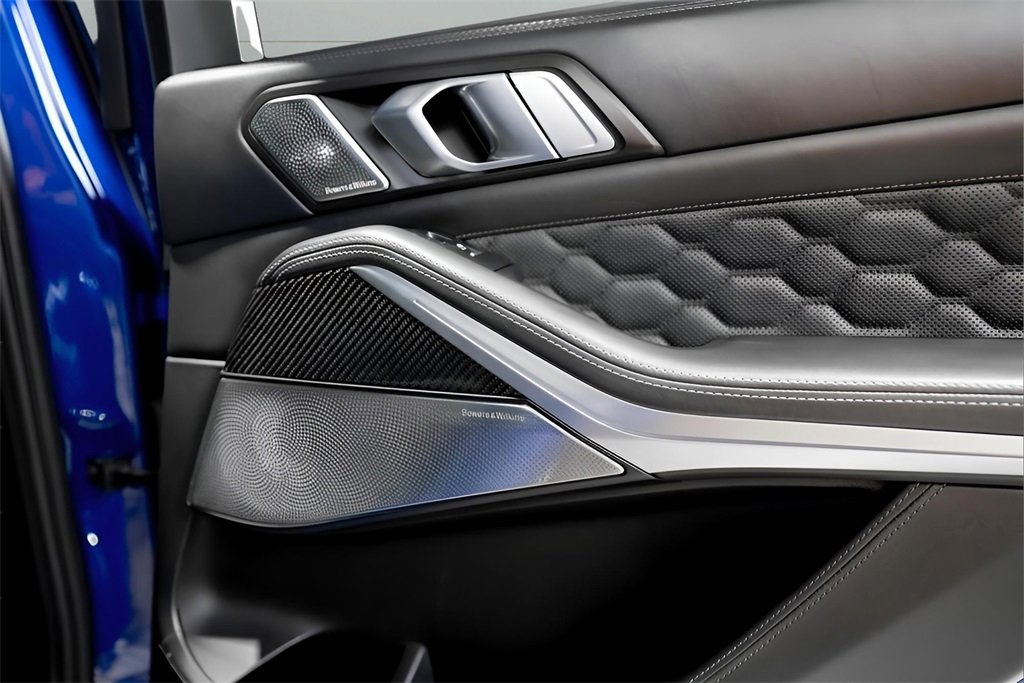 Used 2020 BMW X5 M Competition w/ Executive Package image 36