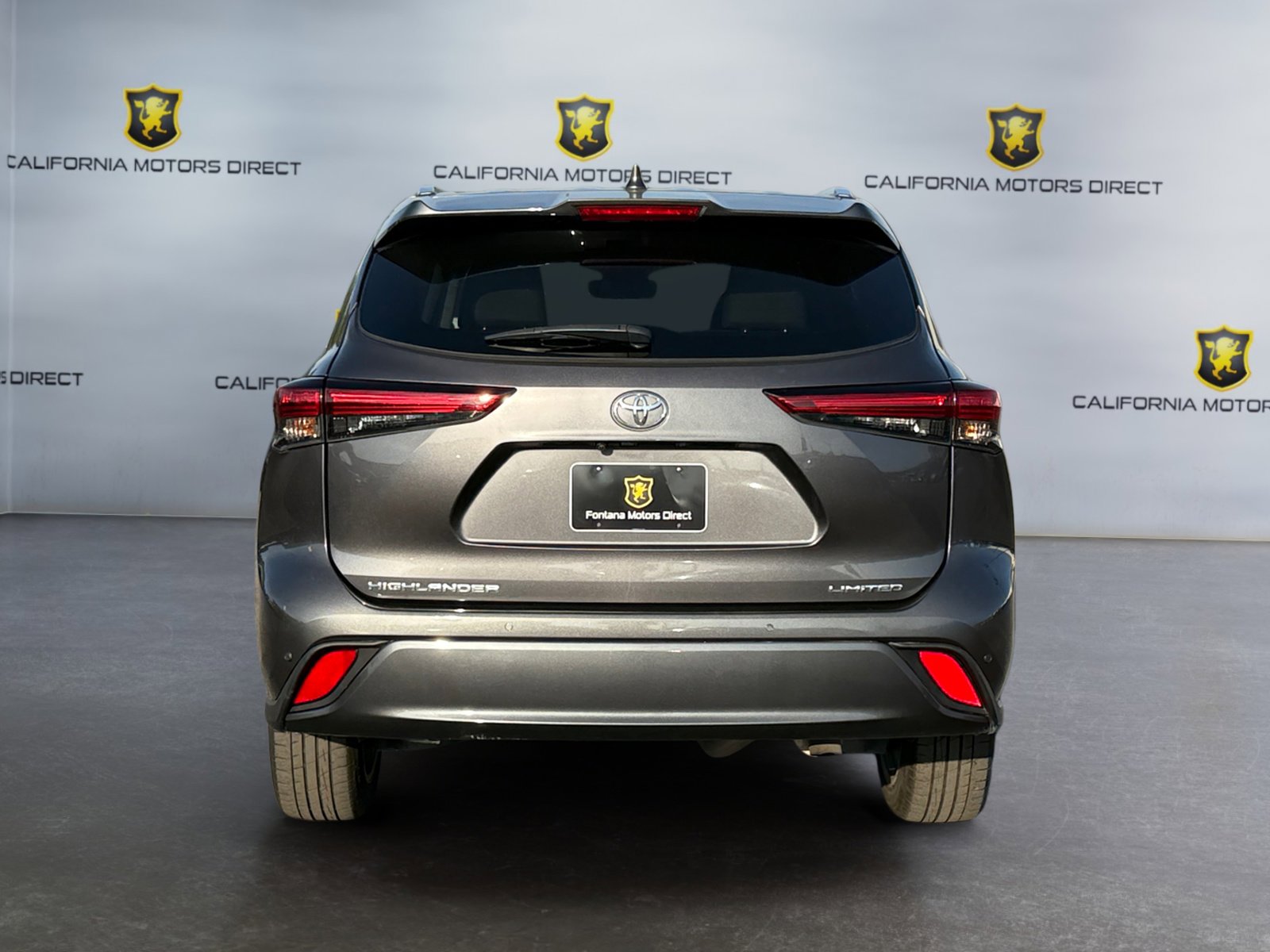 Used 2023 Toyota Highlander Limited image 4