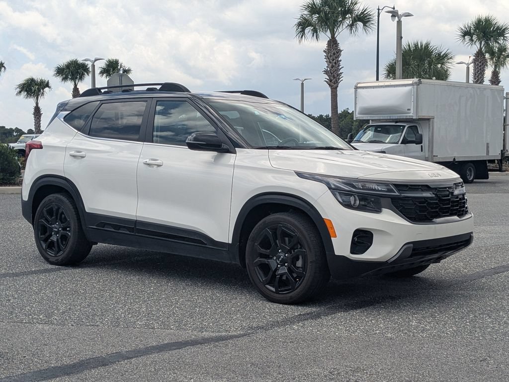 Used 2024 Kia Seltos X-Line AWD/4WD image 1