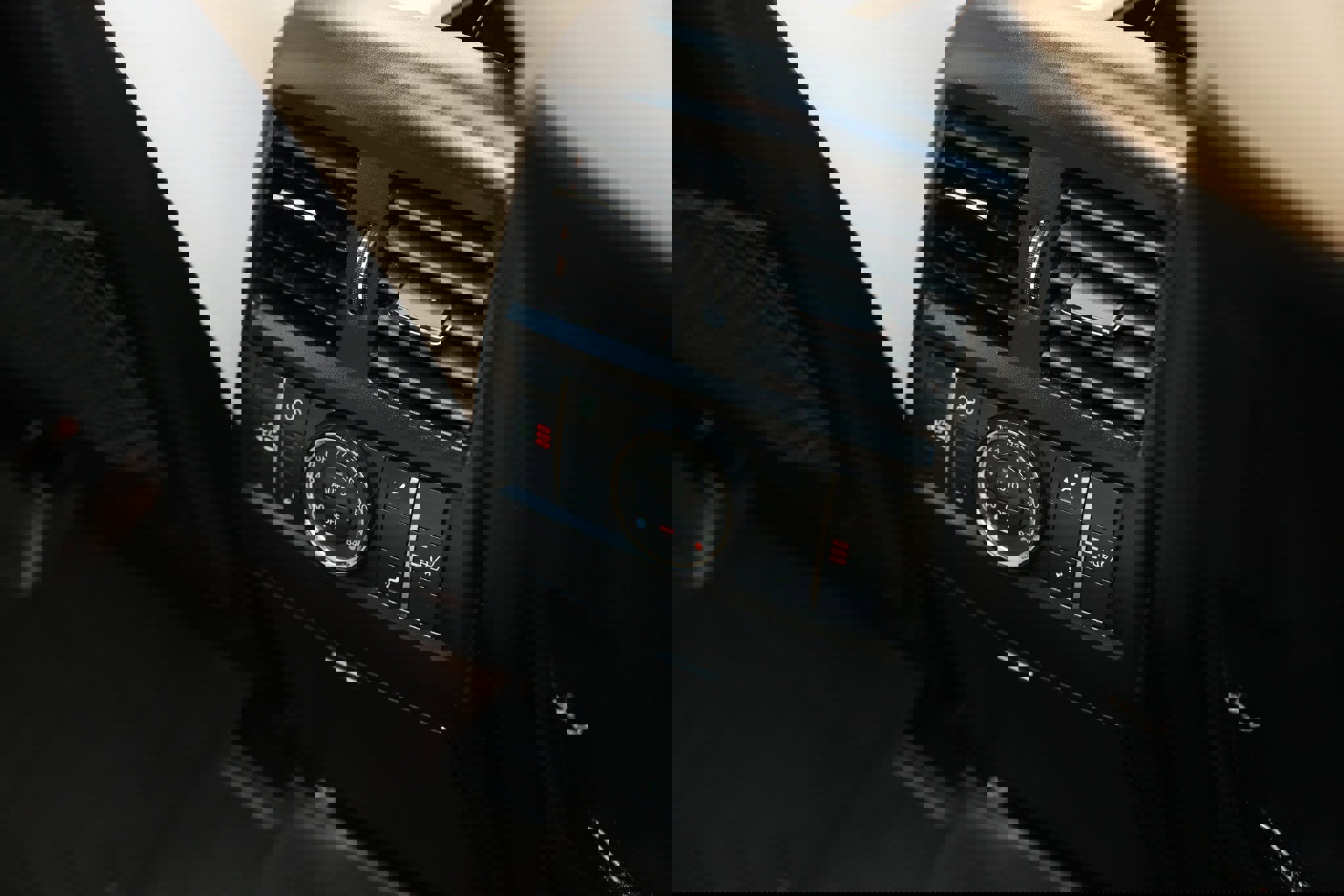 Used 2015 Mercedes-Benz GL 63 AMG 4MATIC image 58