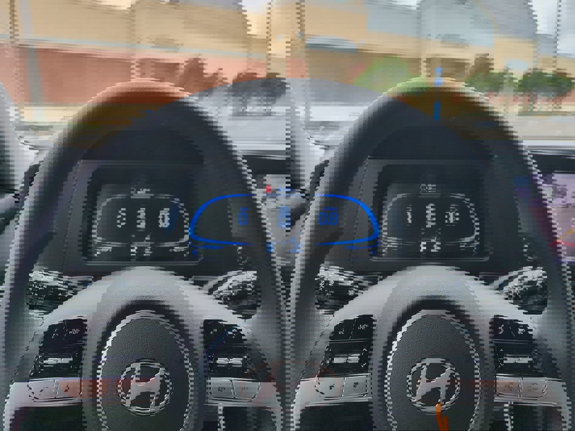 New 2025 Hyundai Elantra SE image 27