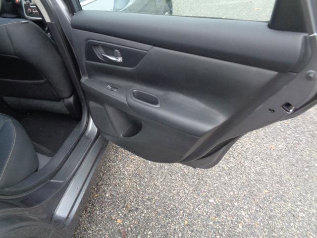 Used 2016 Nissan Altima 2.5 S w/ Power Driver Seat Package image 22