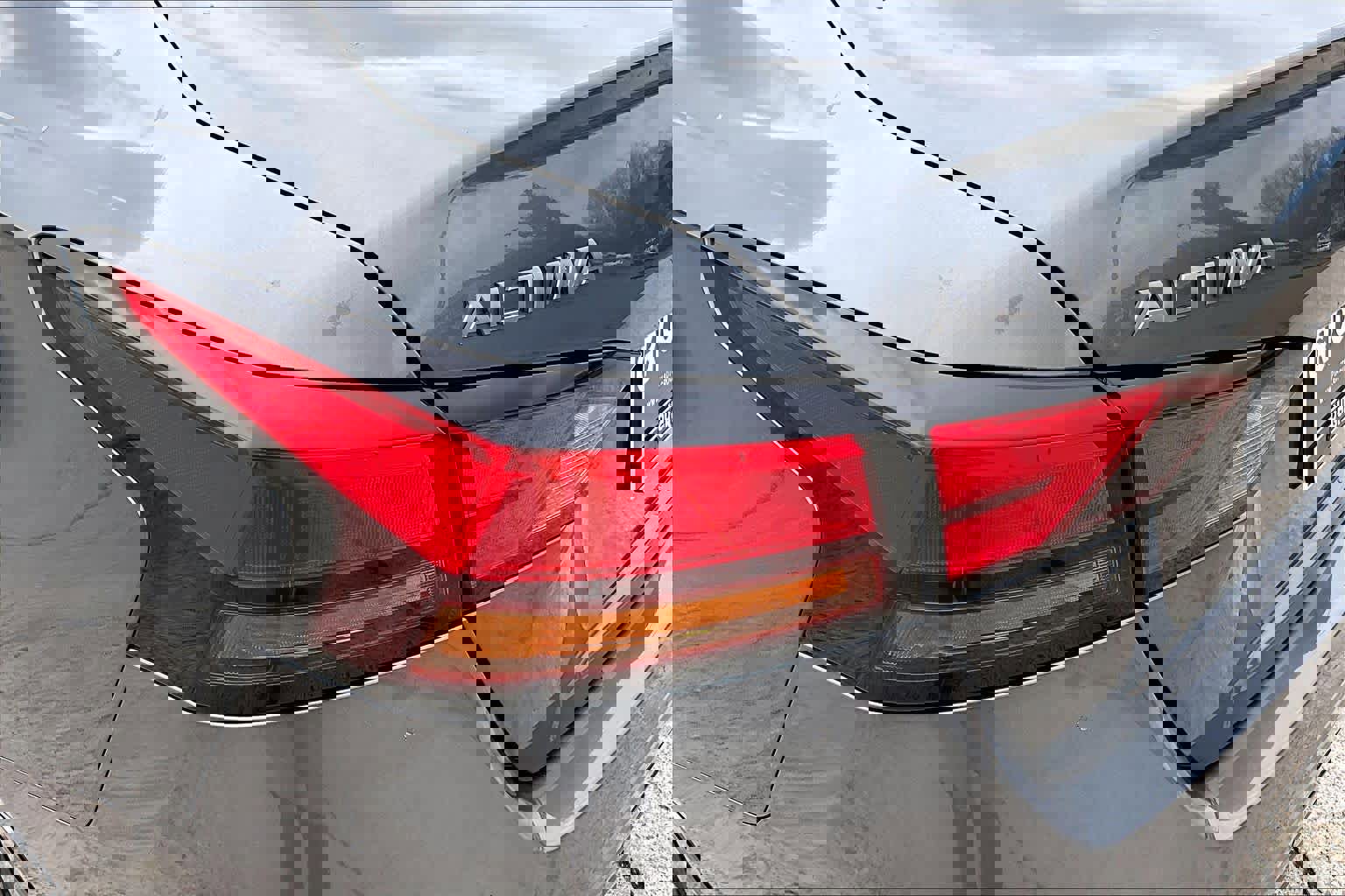 Used 2024 Nissan Altima 2.5 S image 28