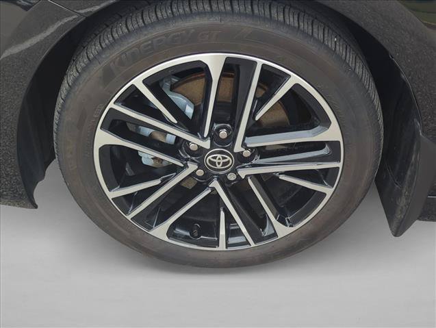 Used 2026 Toyota Camry XLE w/ Premium Plus Package FWD image 25