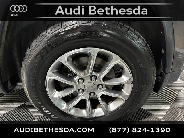 Used 2015 Jeep Grand Cherokee Limited AWD/4WD image 9
