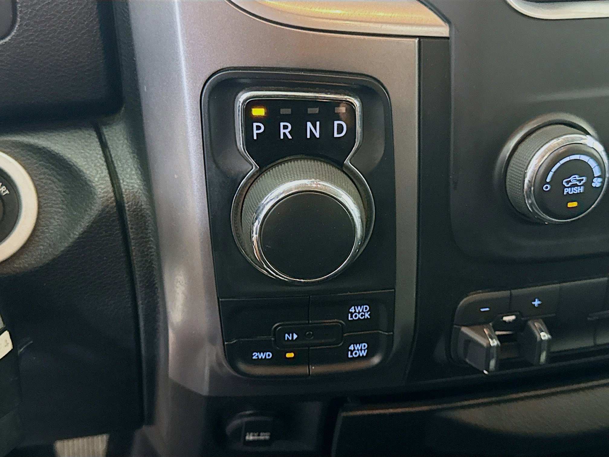 Used 2022 RAM 1500 Classic SLT image 20