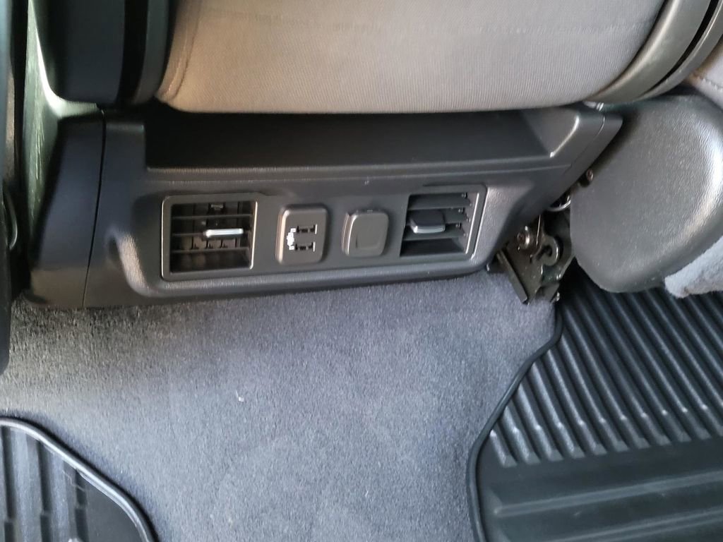 Used 2023 GMC Sierra 2500 SLE w/ SLE Value Package; image 19