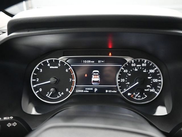 Used 2025 Nissan Rogue SV FWD image 14