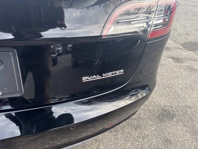 Used 2022 Tesla Model 3 Performance image 5
