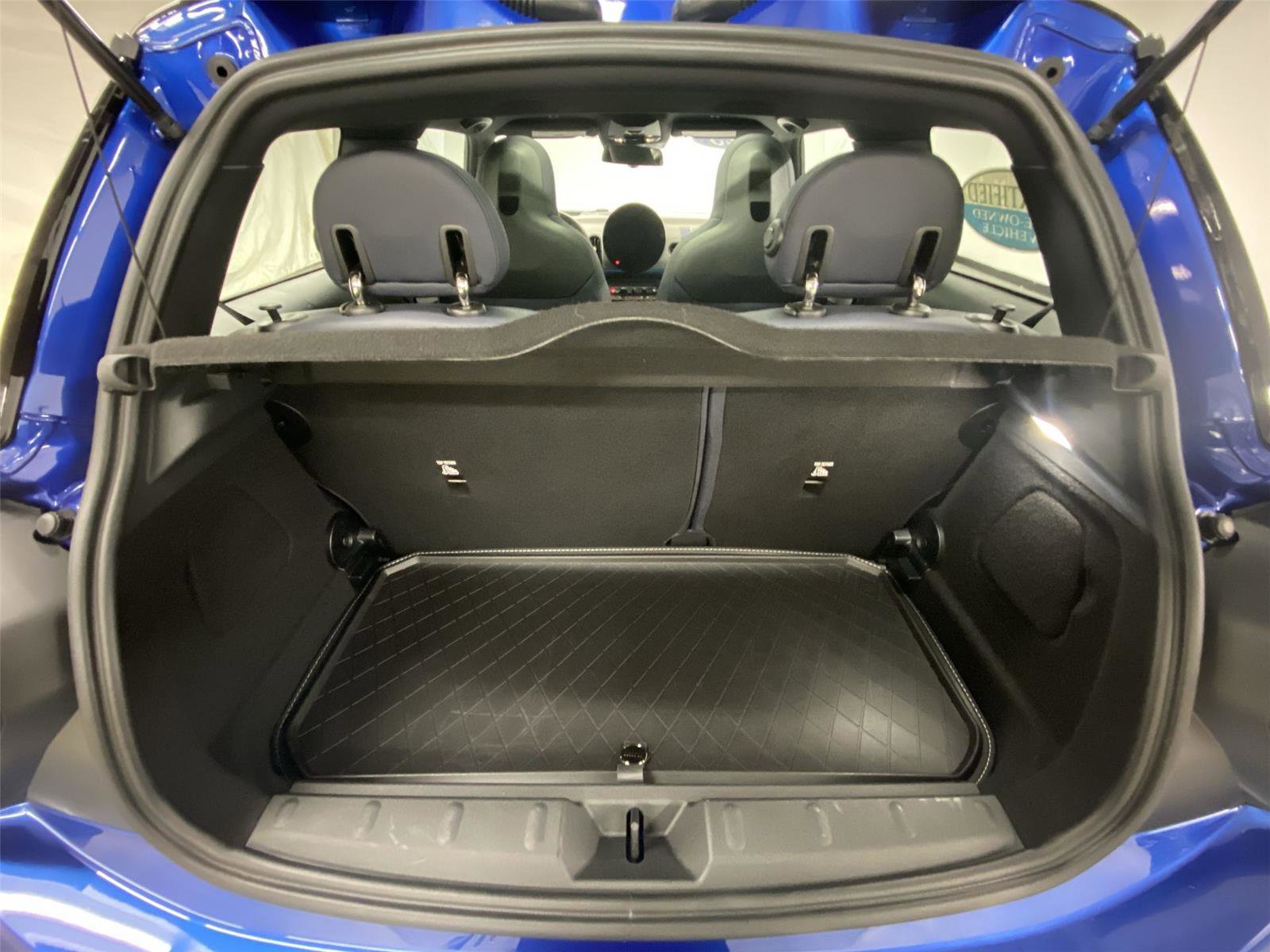 Certified 2025 MINI Cooper S image 25