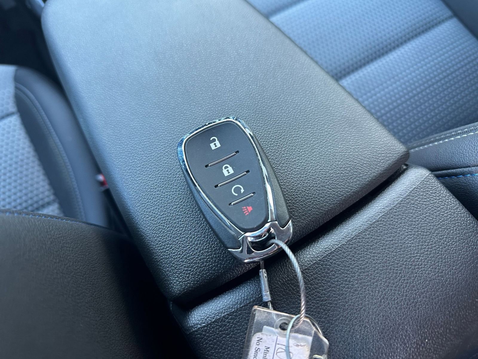 Used 2025 Chevrolet Trax LT image 22