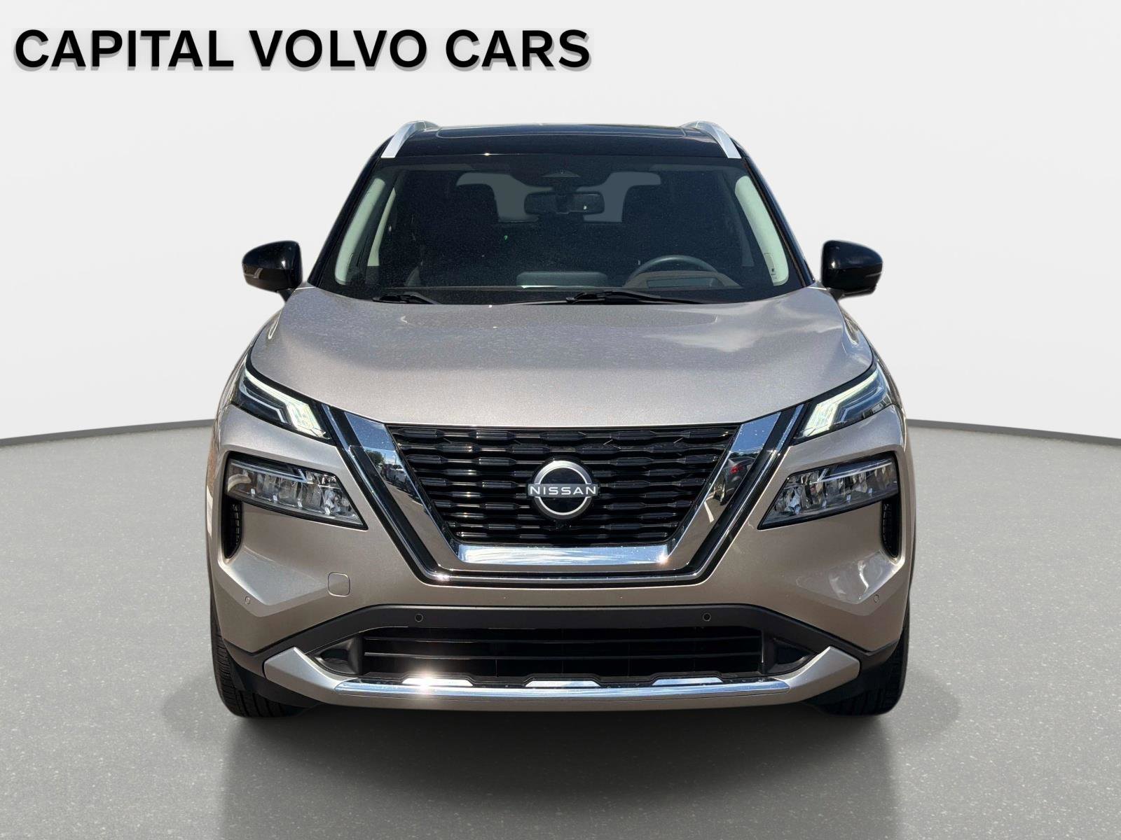 Used 2023 Nissan Rogue Platinum w/ Platinum Premium Package FWD image 2