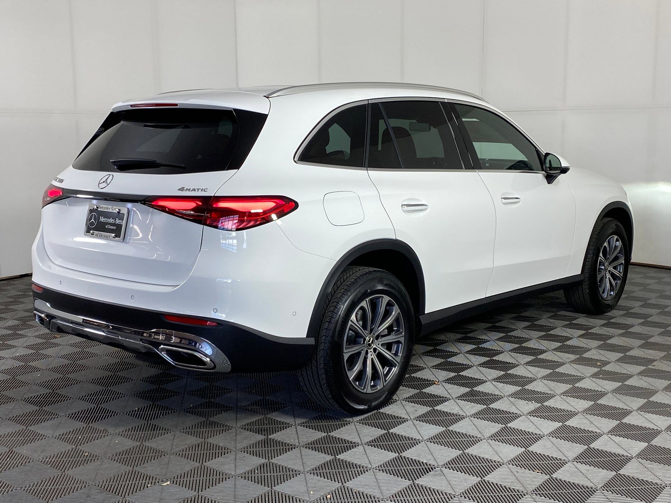 Used 2026 Mercedes-Benz GLC 300 4MATIC image 8