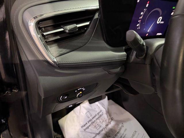 Used 2025 Buick Encore GX Preferred FWD image 13