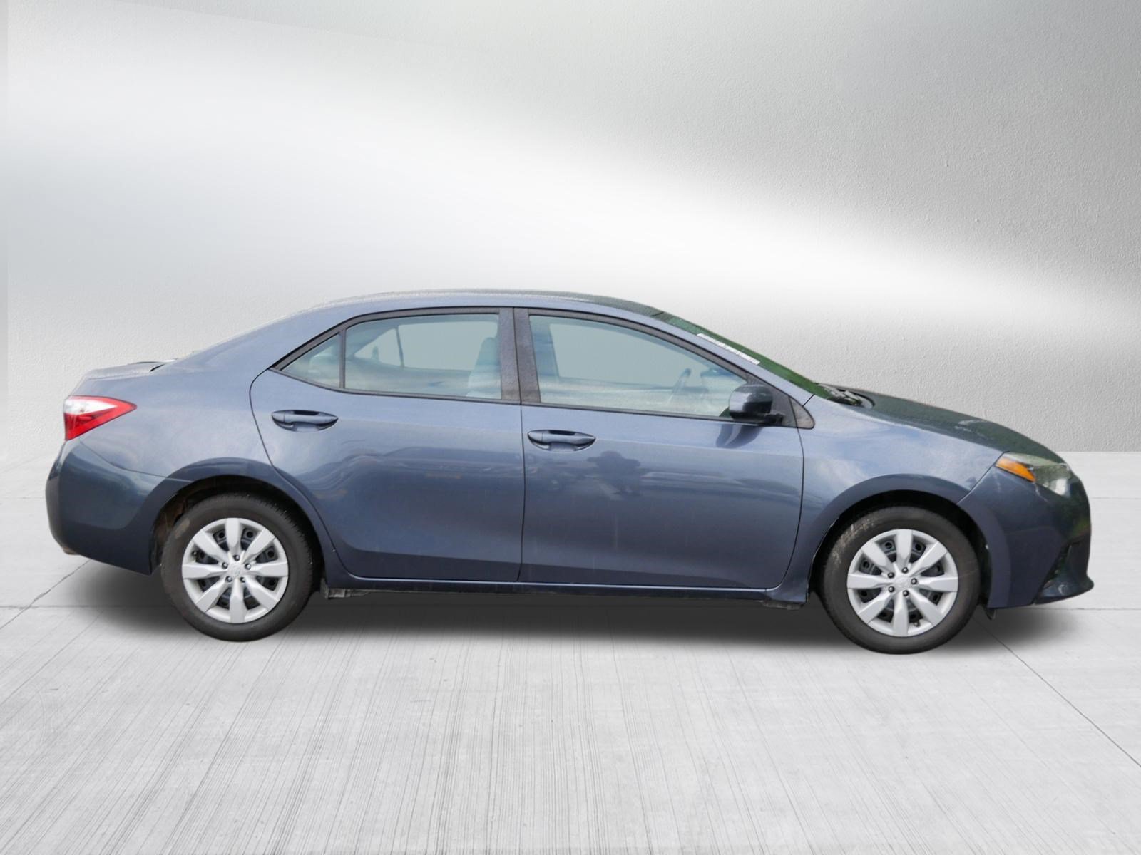 Used 2015 Toyota Corolla LE FWD image 8